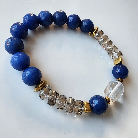 Elegant Blue and Gold Beaded Bracelet - Picture 1 of 4